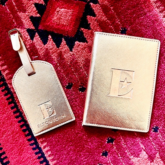 3/$10 Elton John Luggage Tag and Passport Holder - Picture 1 of 4